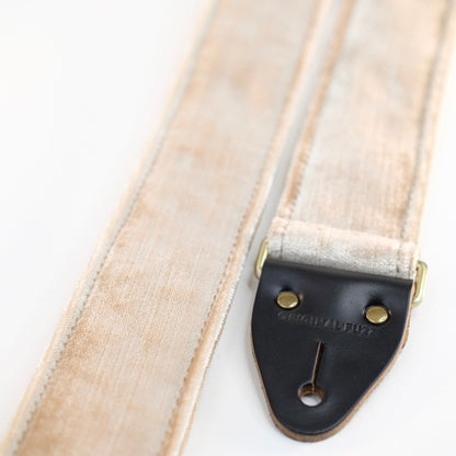 Velvet Guitar Strap in Rose Hill
