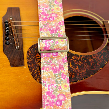 Floral Guitar Strap in Marylebone