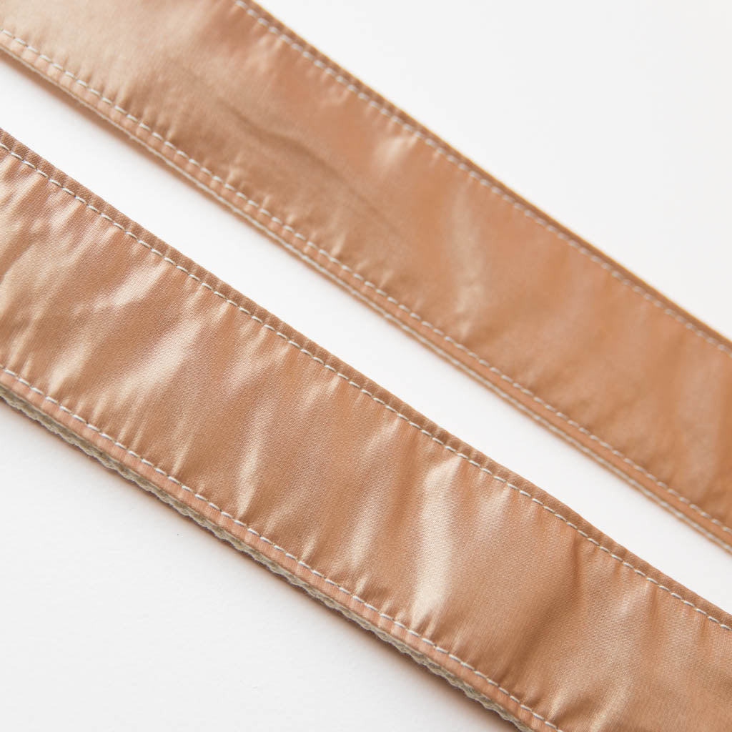 Gold satin vintage guitar strap made by Original Fuzz. 