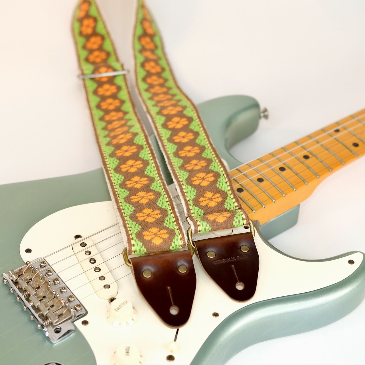 Vintage Guitar Strap in Fortune Lane